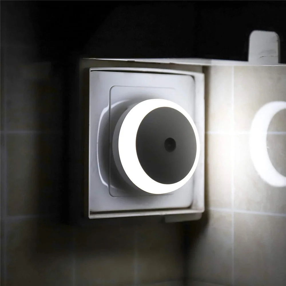 Smart LED Night Light with Amber Glow – Eye-Friendly and Energy Efficient